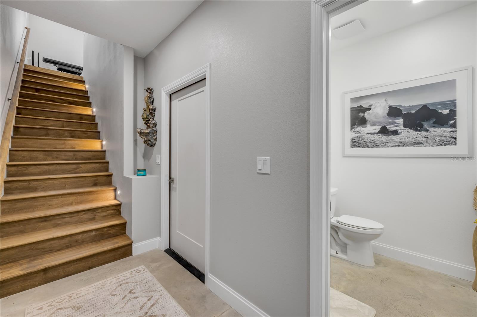 Image 72 of 100 For 3211 Saxon Drive