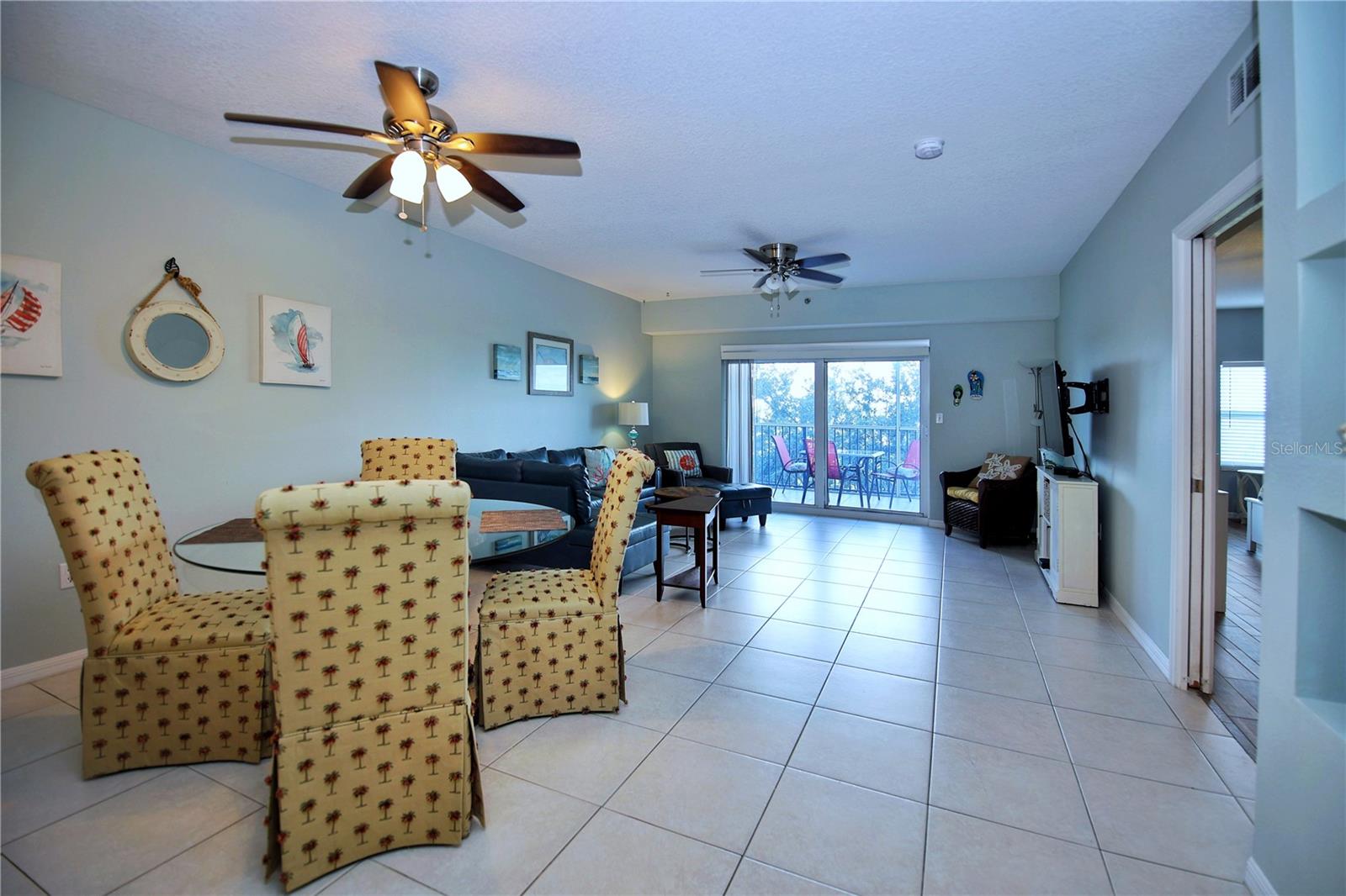 Image 4 of 38 For 5300 Atlantic Avenue 7-403