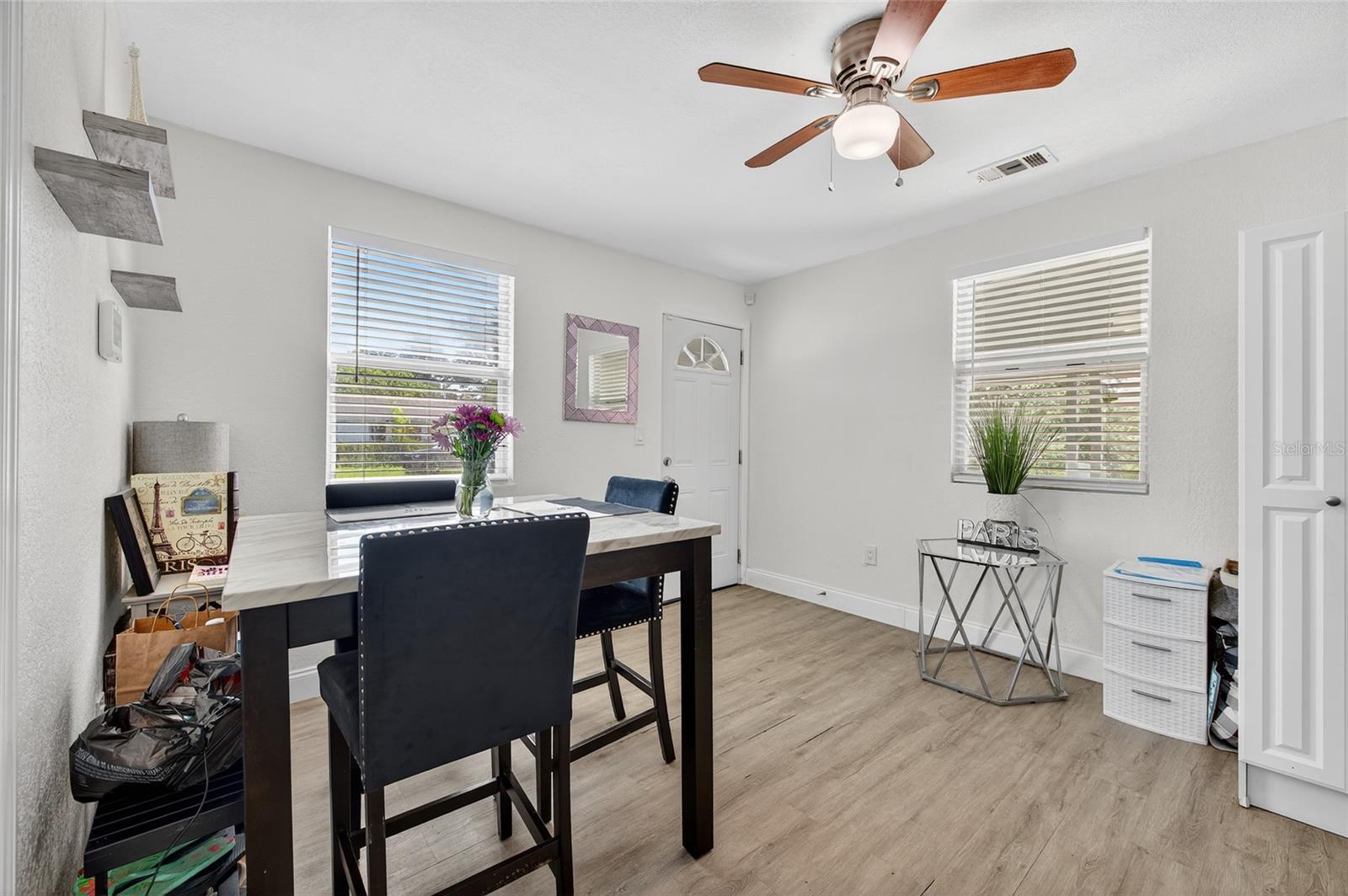 Image 7 of 22 For 1318 San Jose Boulevard
