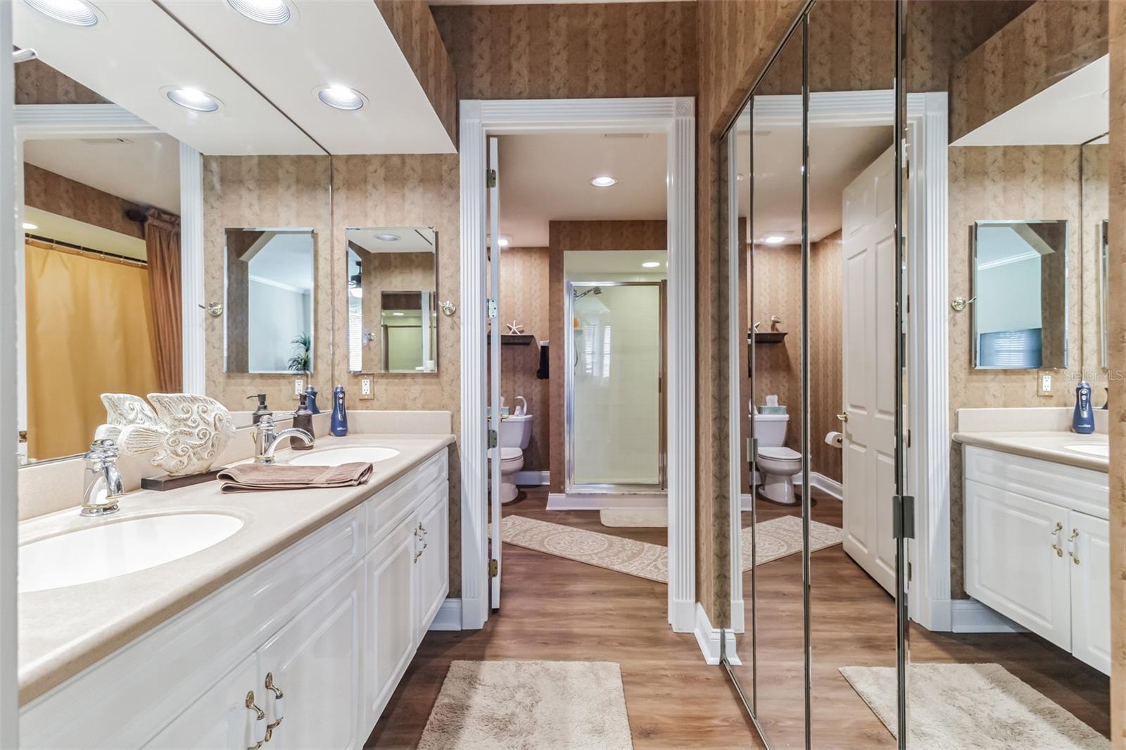 Image 20 of 65 For 4672 Riverwalk Village Court 8203