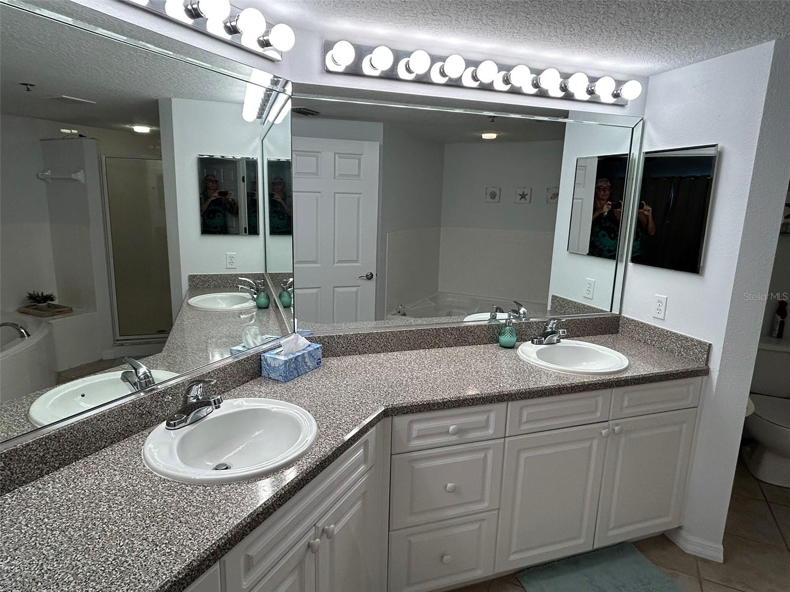 Image 15 of 40 For 5300 Atlantic Avenue 4-302