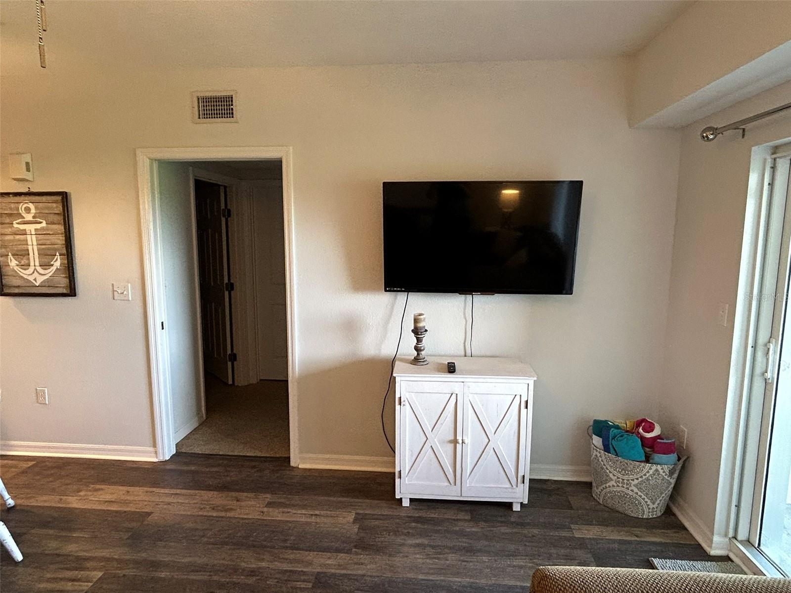 Image 19 of 40 For 5300 Atlantic Avenue 4-302