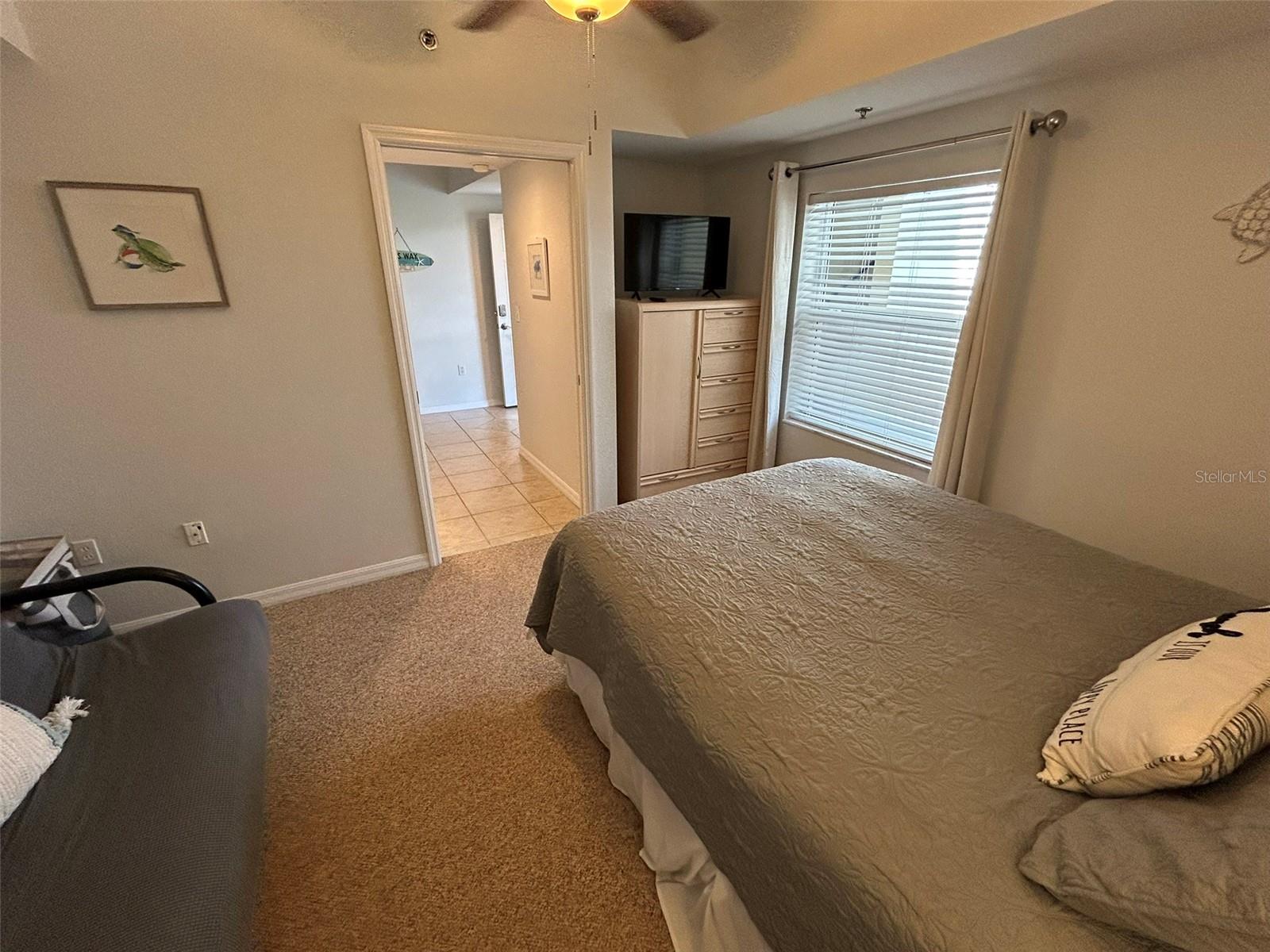 Image 34 of 40 For 5300 Atlantic Avenue 4-302