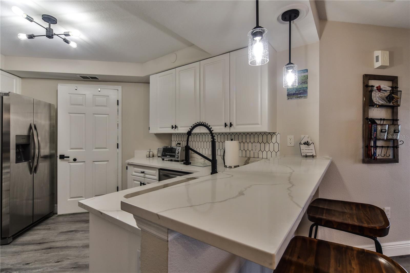 Image 12 of 40 For 5300 Atlantic Avenue 11-502