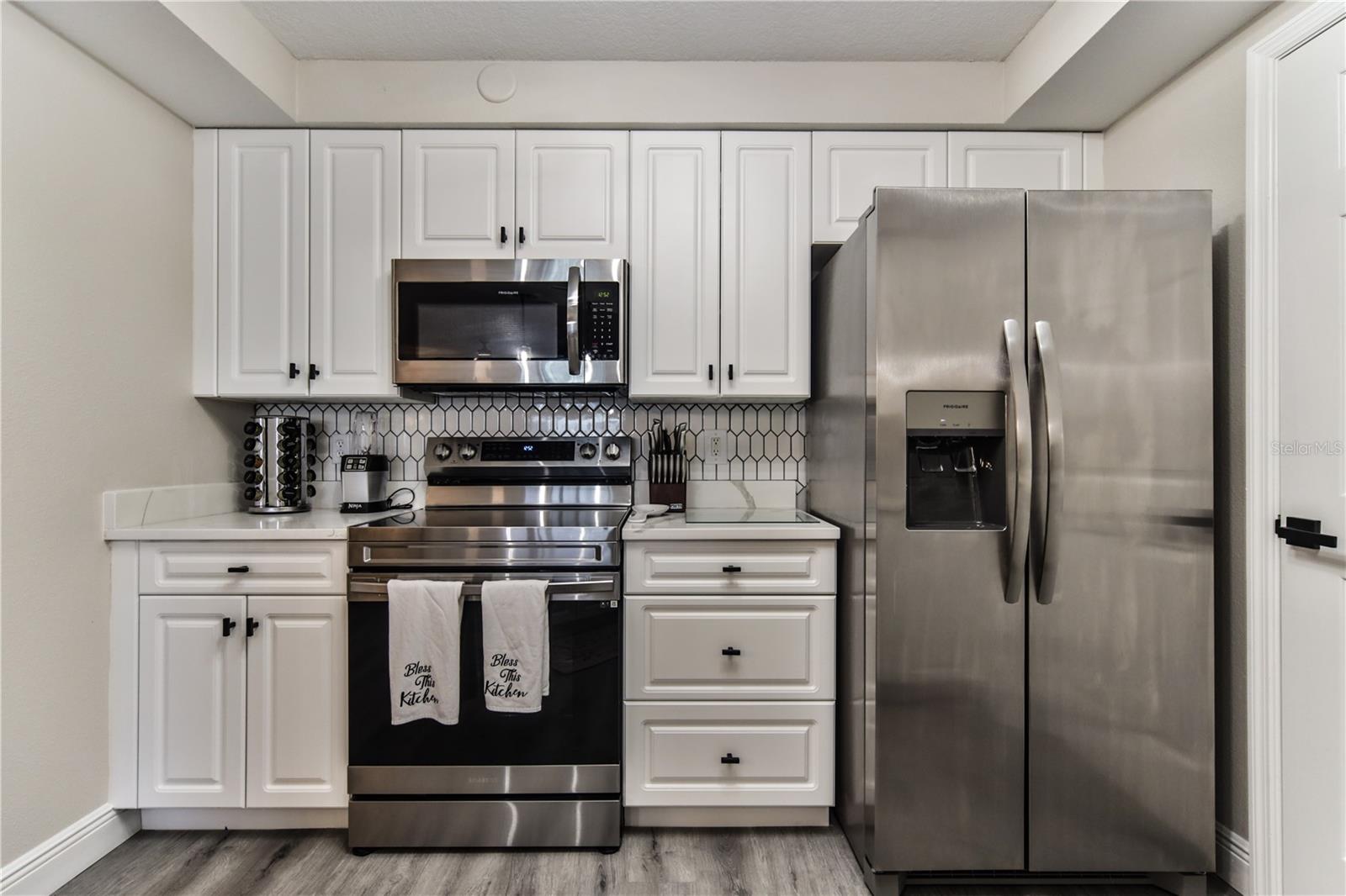 Image 16 of 40 For 5300 Atlantic Avenue 11-502
