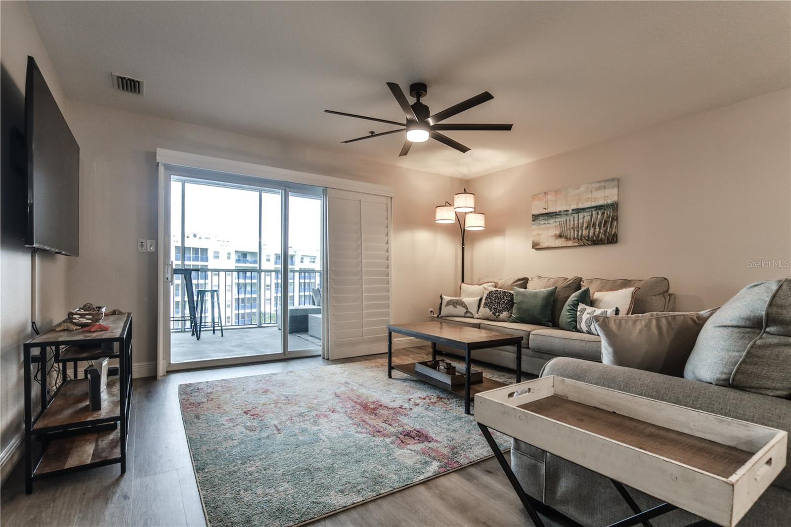 Image 7 of 40 For 5300 Atlantic Avenue 11-502