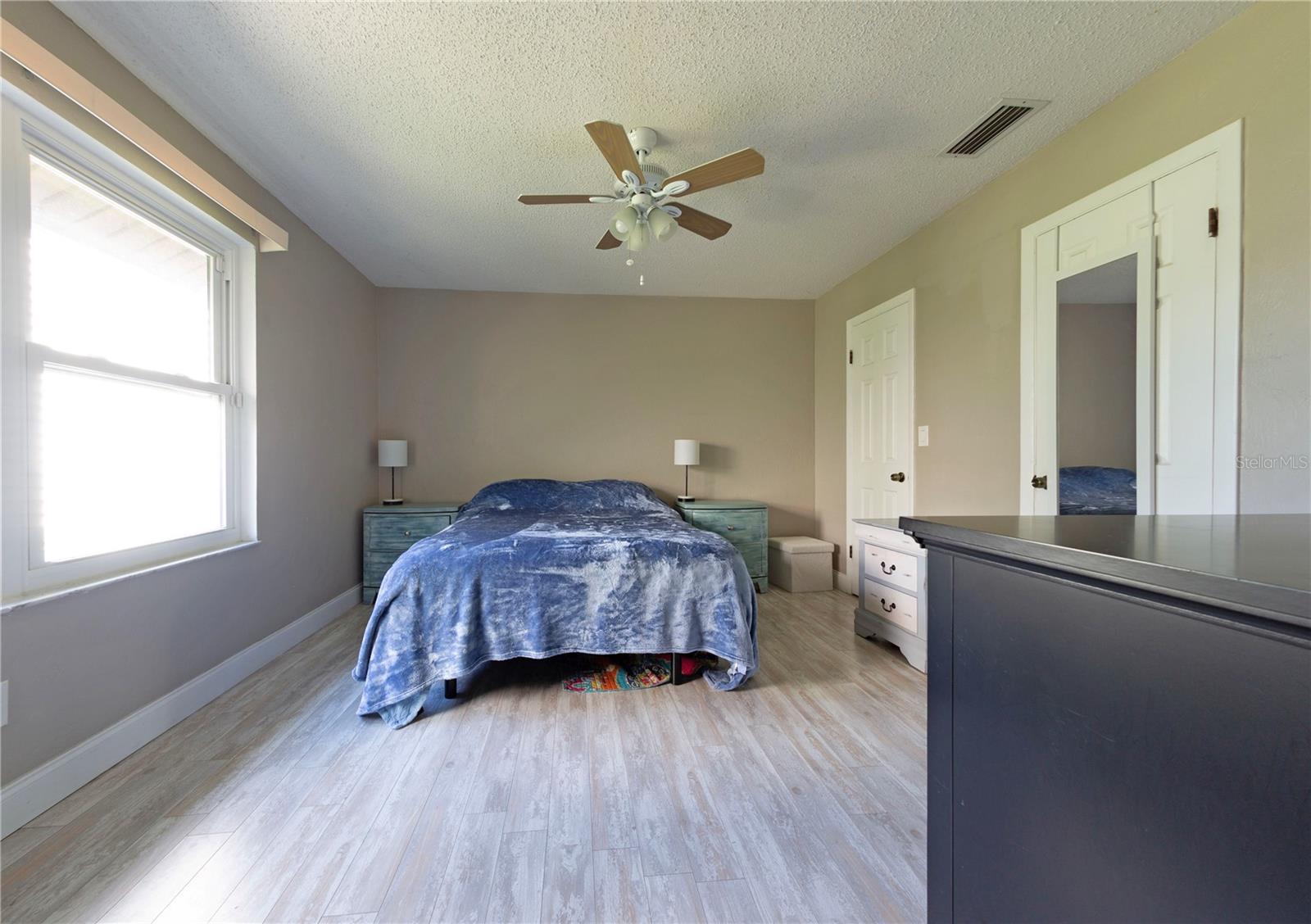 Image 8 of 19 For 232 Ridgewood Avenue 3a