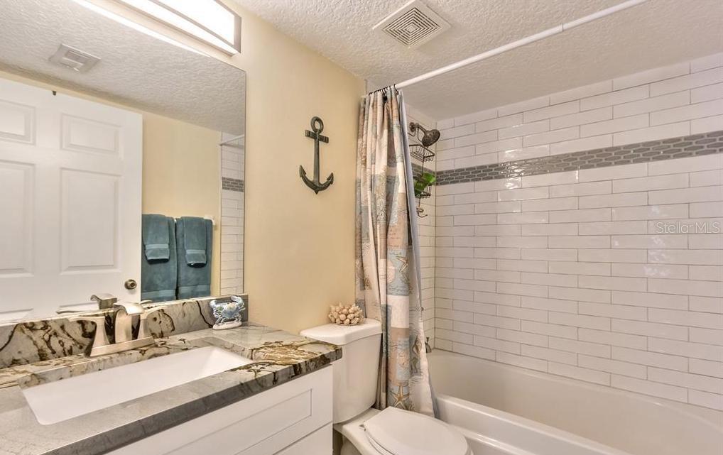 Image 13 of 19 For 4870 Atlantic Avenue 103