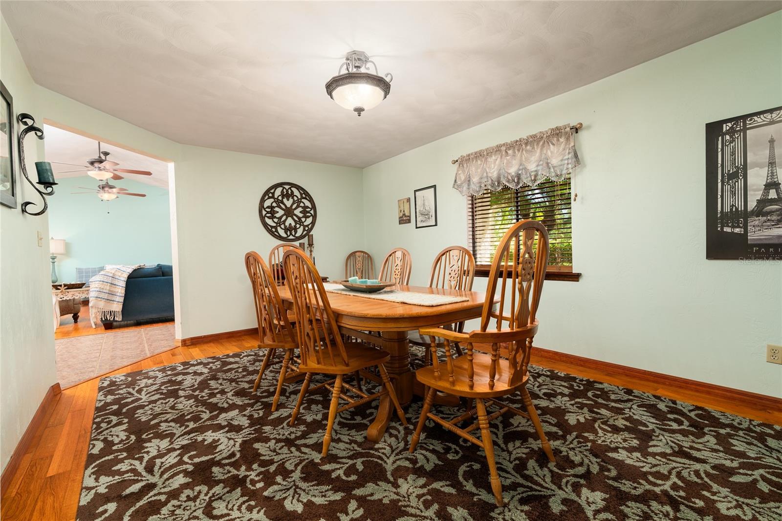 Image 15 of 42 For 5822 Spruce Creek Woods Drive
