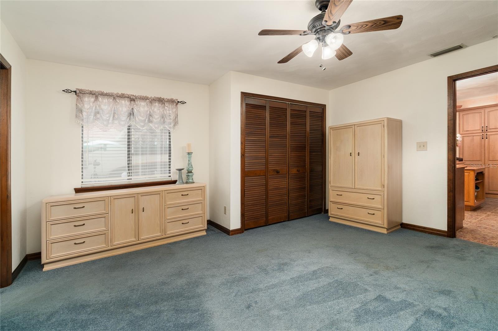 Image 24 of 42 For 5822 Spruce Creek Woods Drive