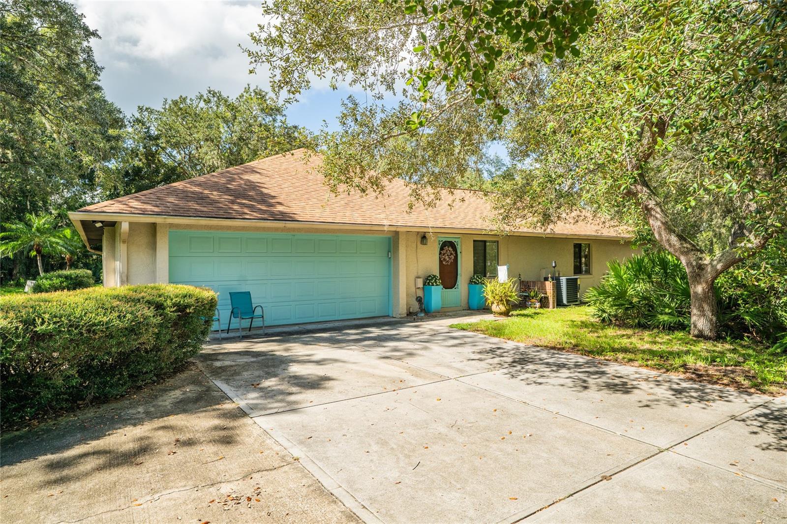 Image 39 of 42 For 5822 Spruce Creek Woods Drive