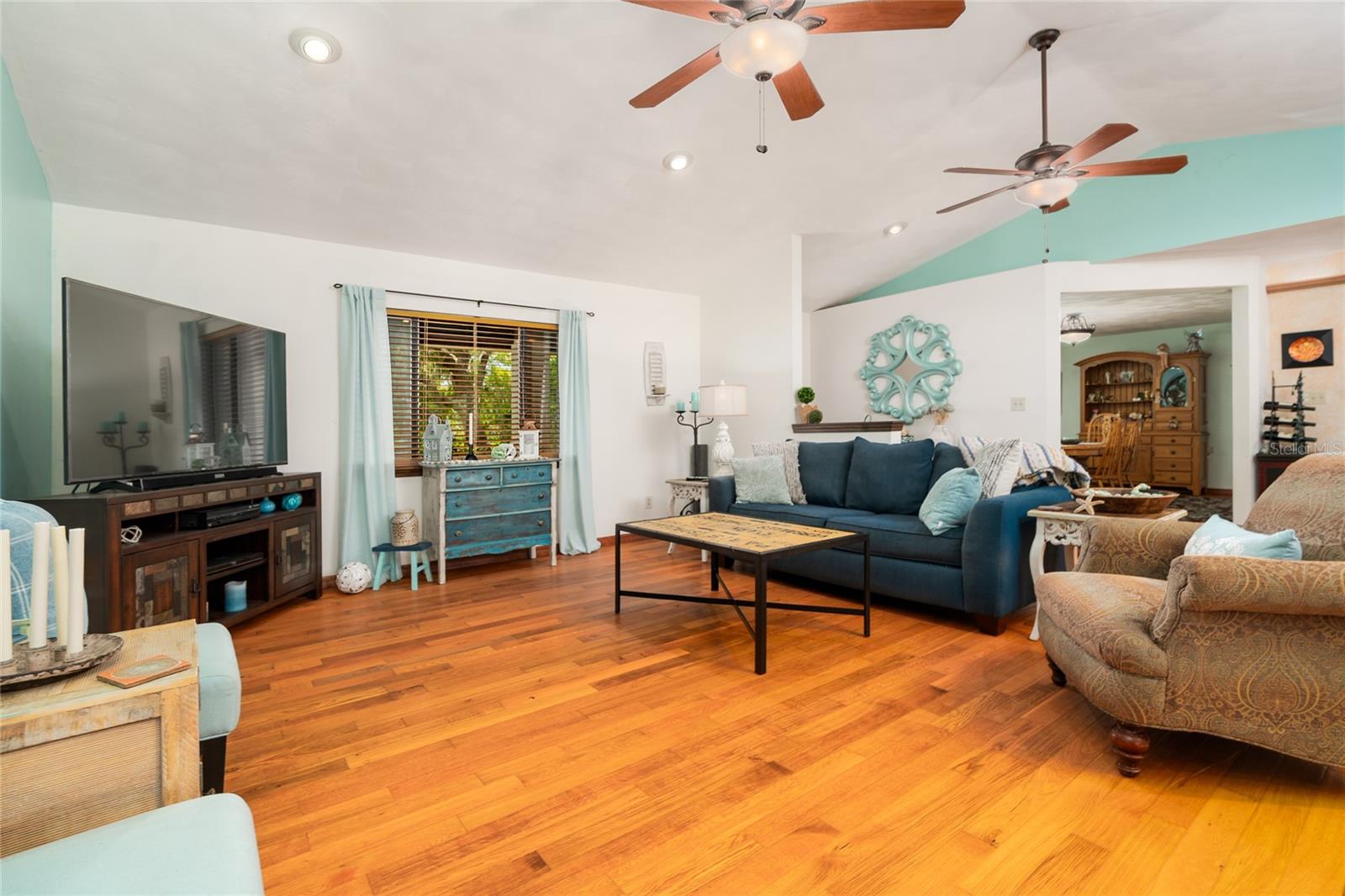 Image 7 of 42 For 5822 Spruce Creek Woods Drive