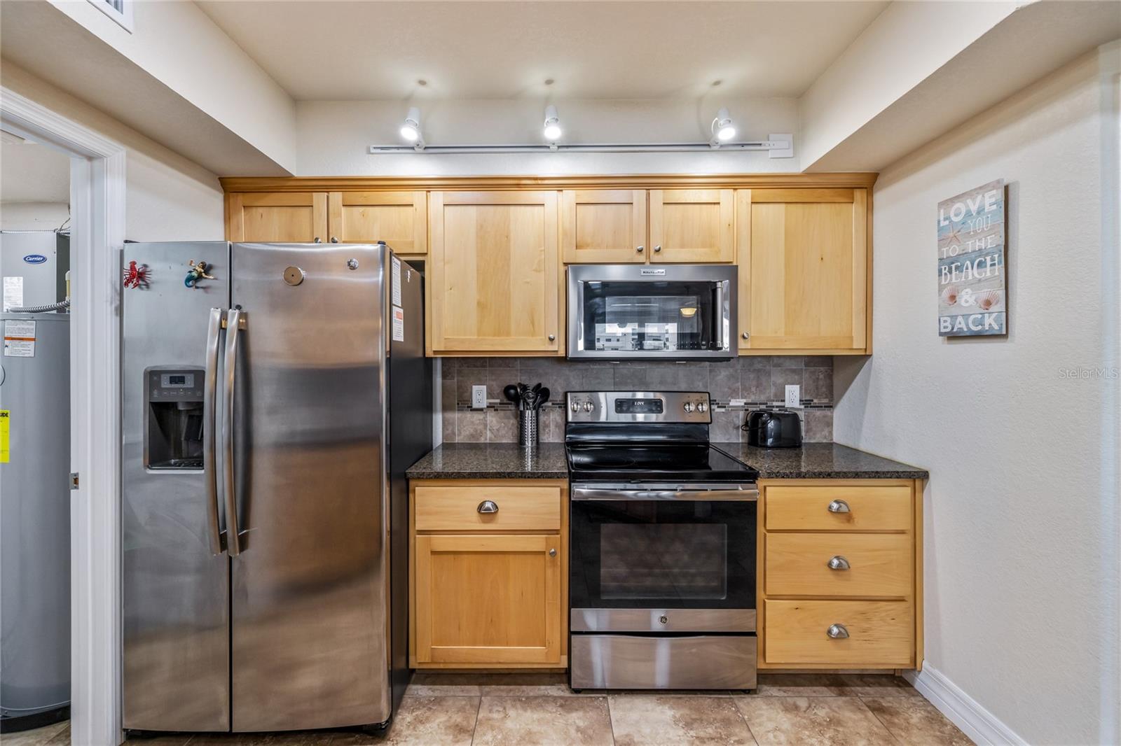Image 11 of 46 For 5300 Atlantic Avenue 20-306