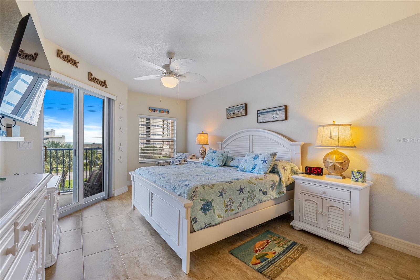 Image 16 of 46 For 5300 Atlantic Avenue 20-306