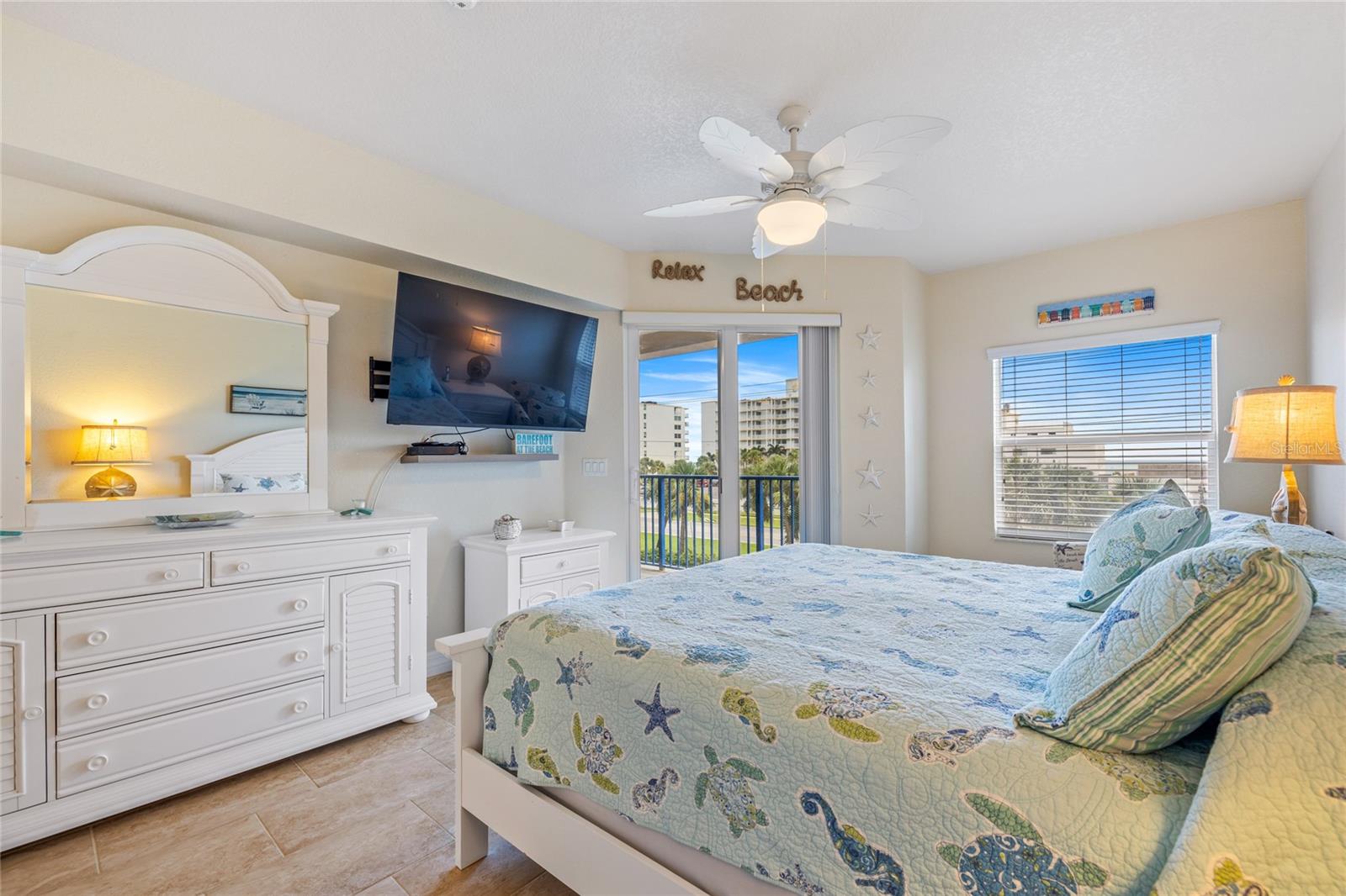 Image 17 of 46 For 5300 Atlantic Avenue 20-306