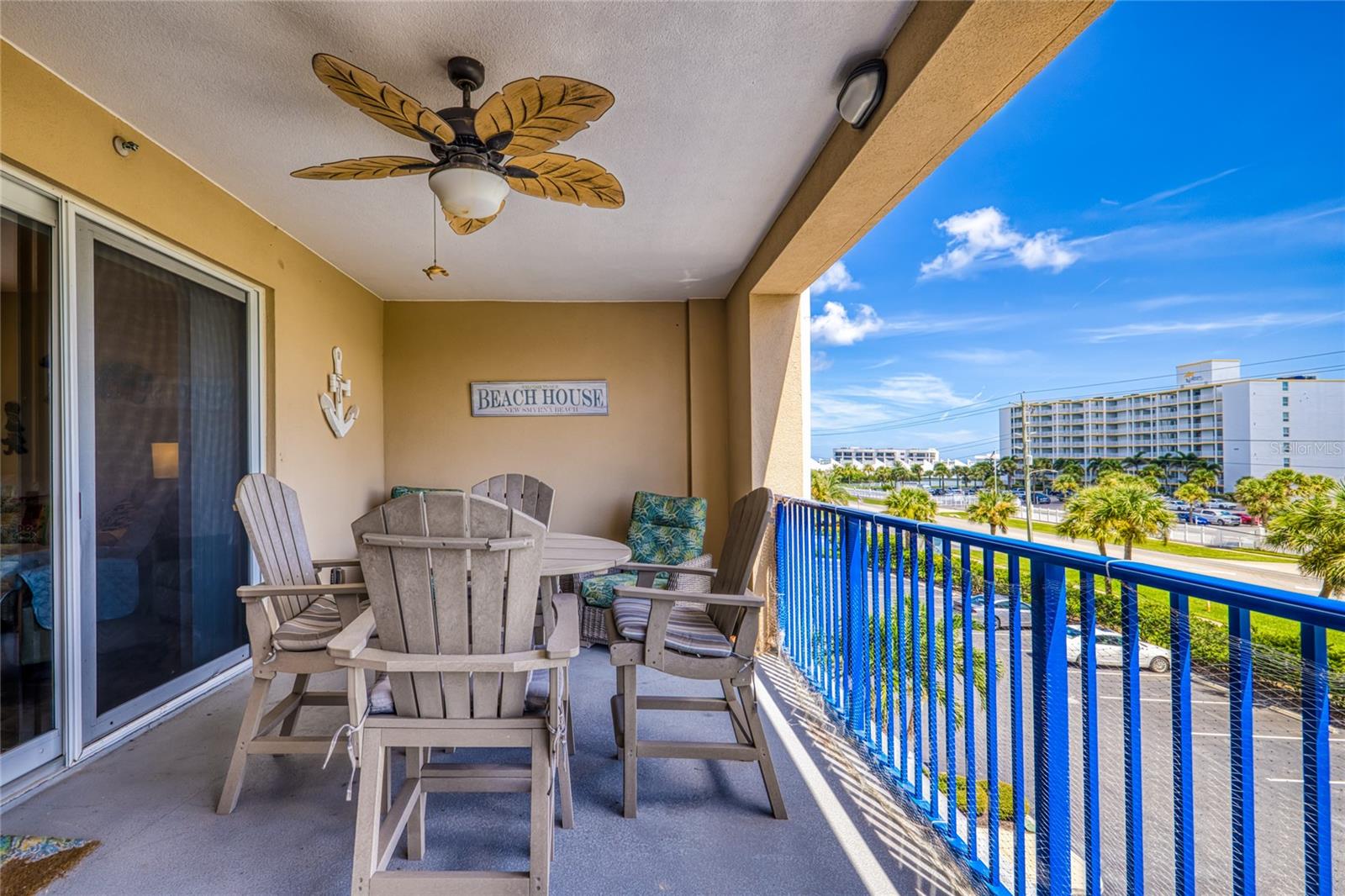 Image 23 of 46 For 5300 Atlantic Avenue 20-306