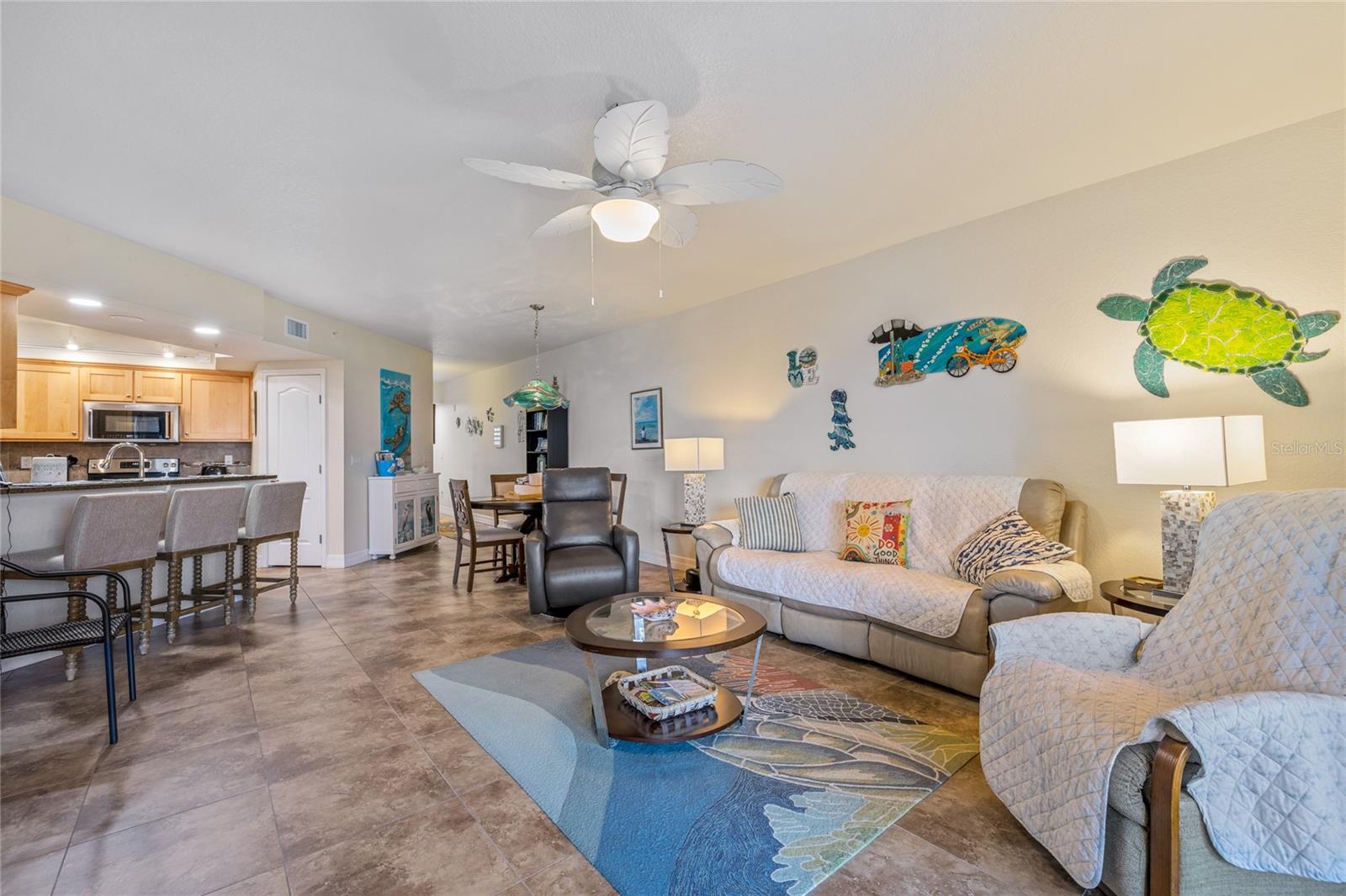 Image 6 of 46 For 5300 Atlantic Avenue 20-306
