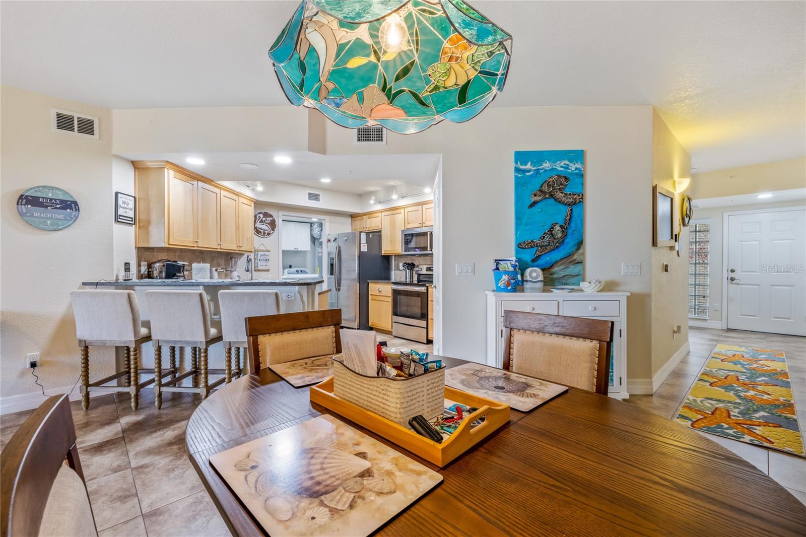 Image 8 of 46 For 5300 Atlantic Avenue 20-306