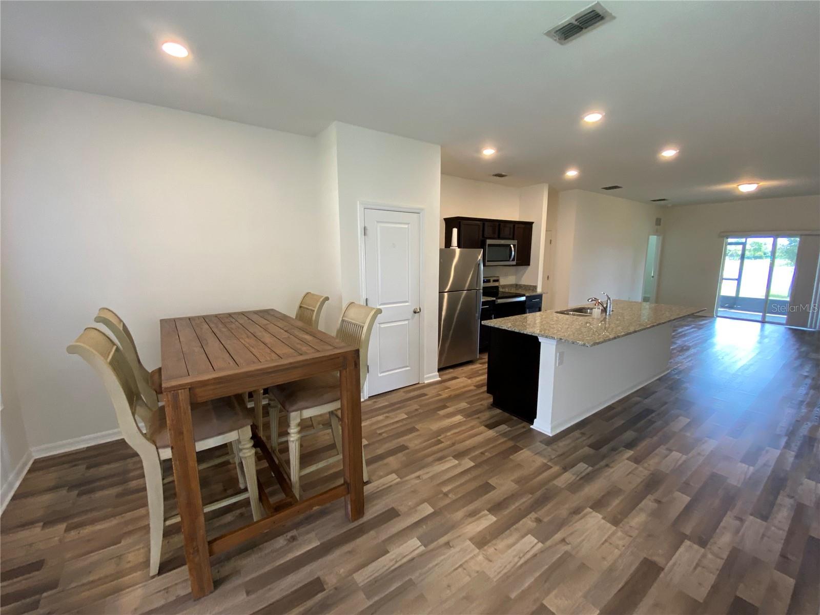 Image 5 of 32 For 3033 Neverland Drive