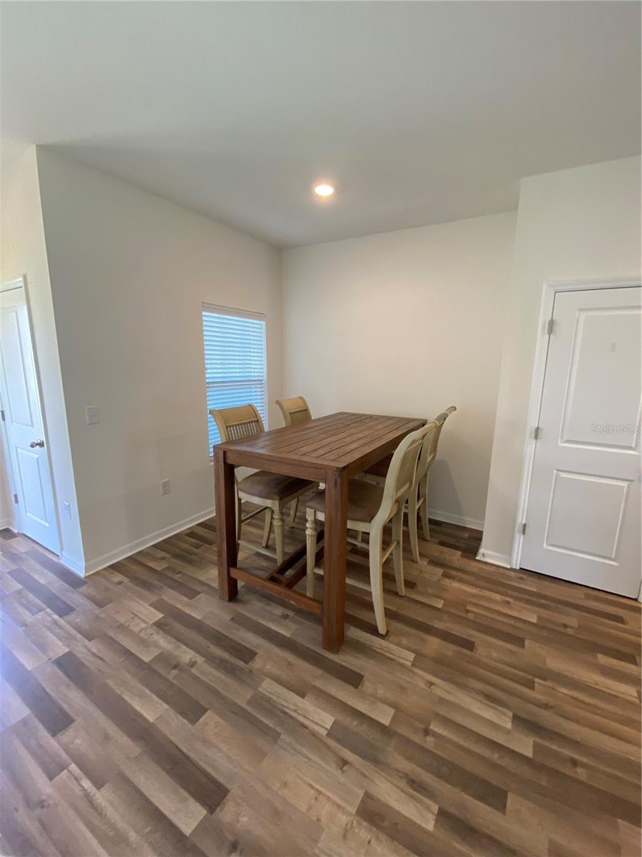Image 7 of 32 For 3033 Neverland Drive
