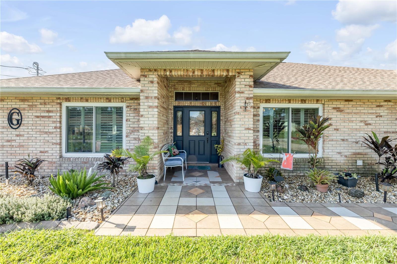 Image 11 of 72 For 114 Flamingo Road