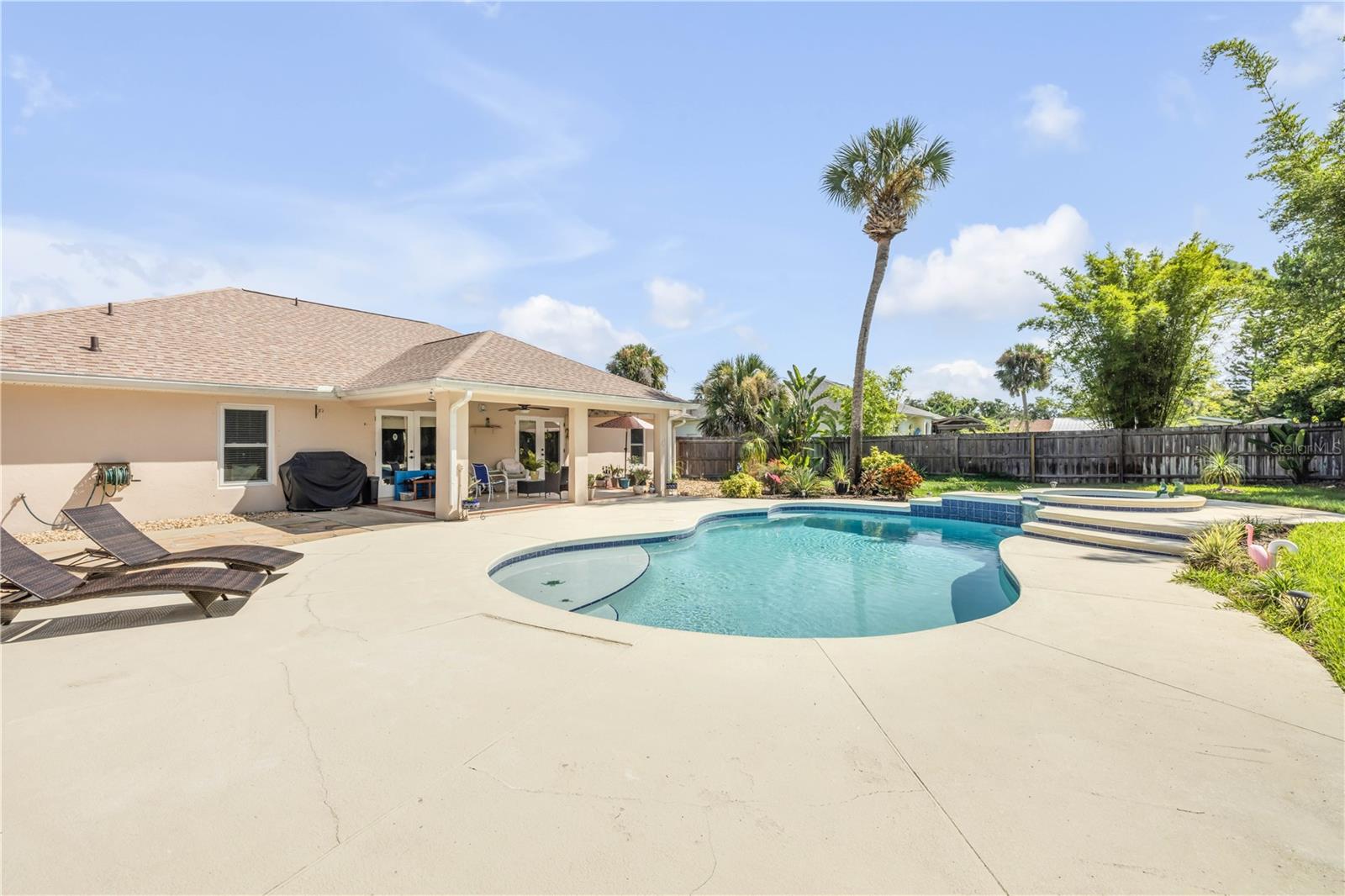 Image 56 of 72 For 114 Flamingo Road