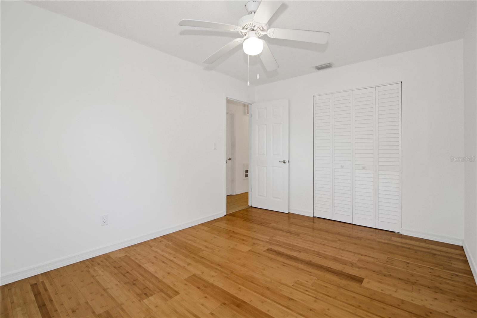 Image 14 of 18 For 437 Perdita Avenue
