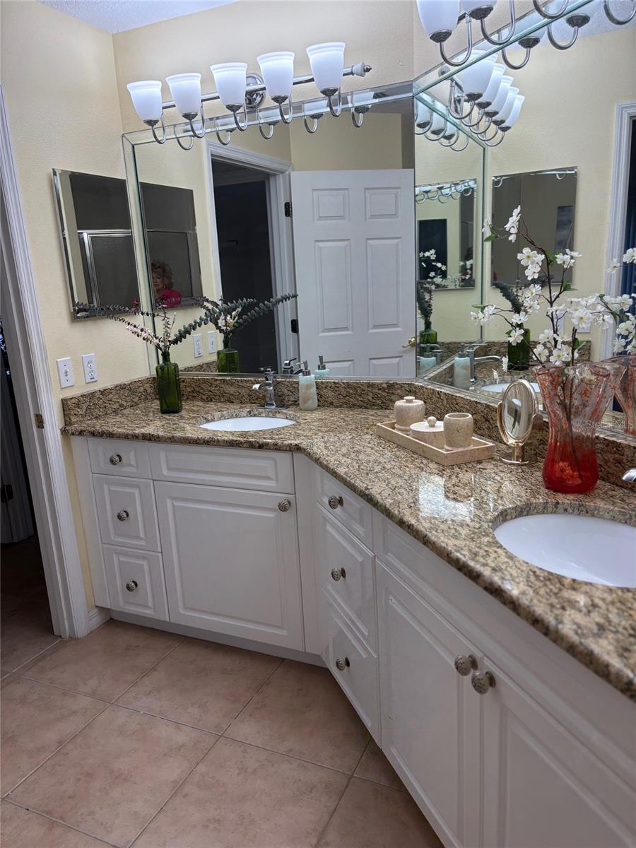 Image 5 of 10 For 5300 Atlantic Avenue 7-502