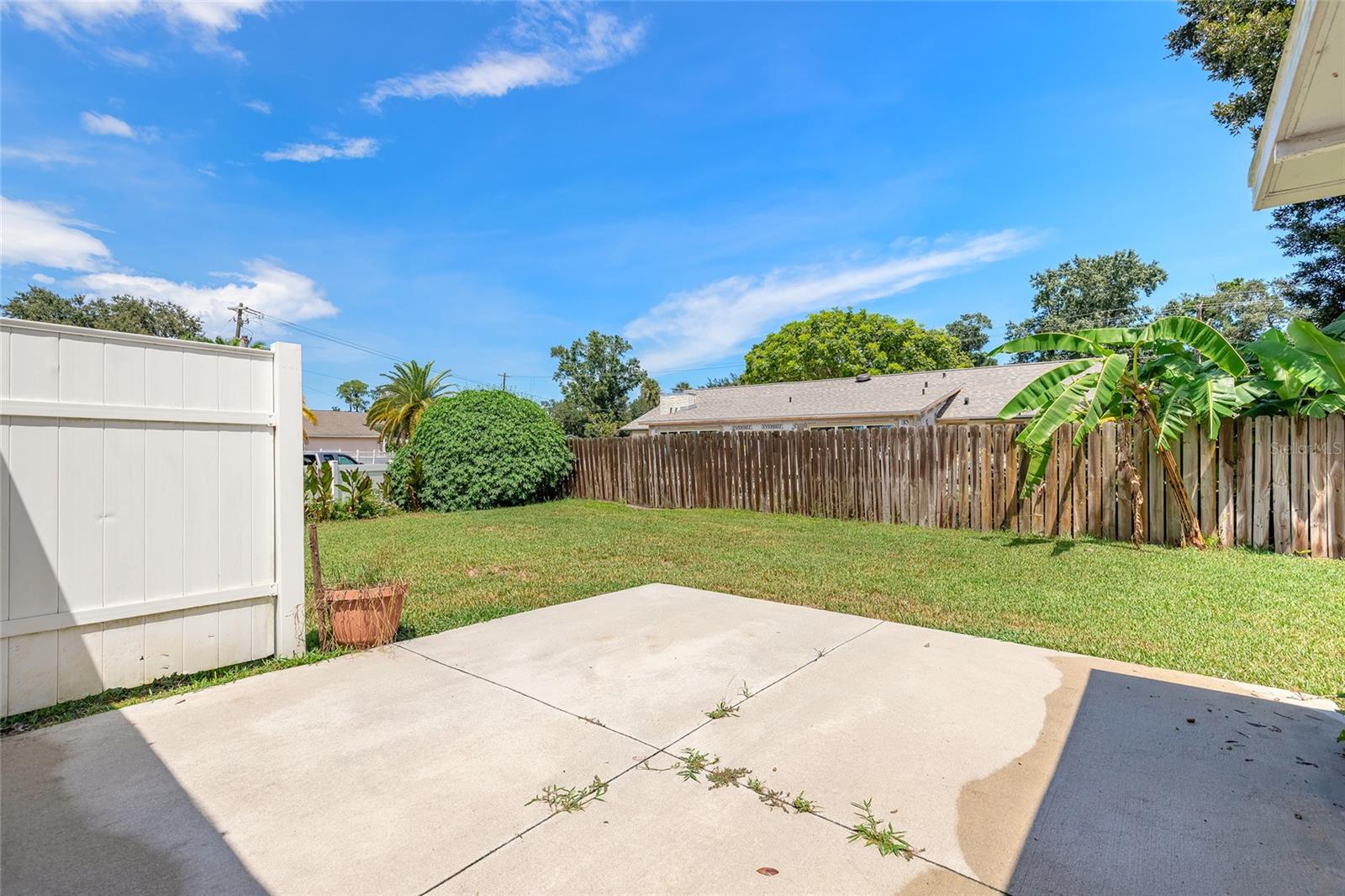 Image 34 of 52 For 923 Sand Crest Drive