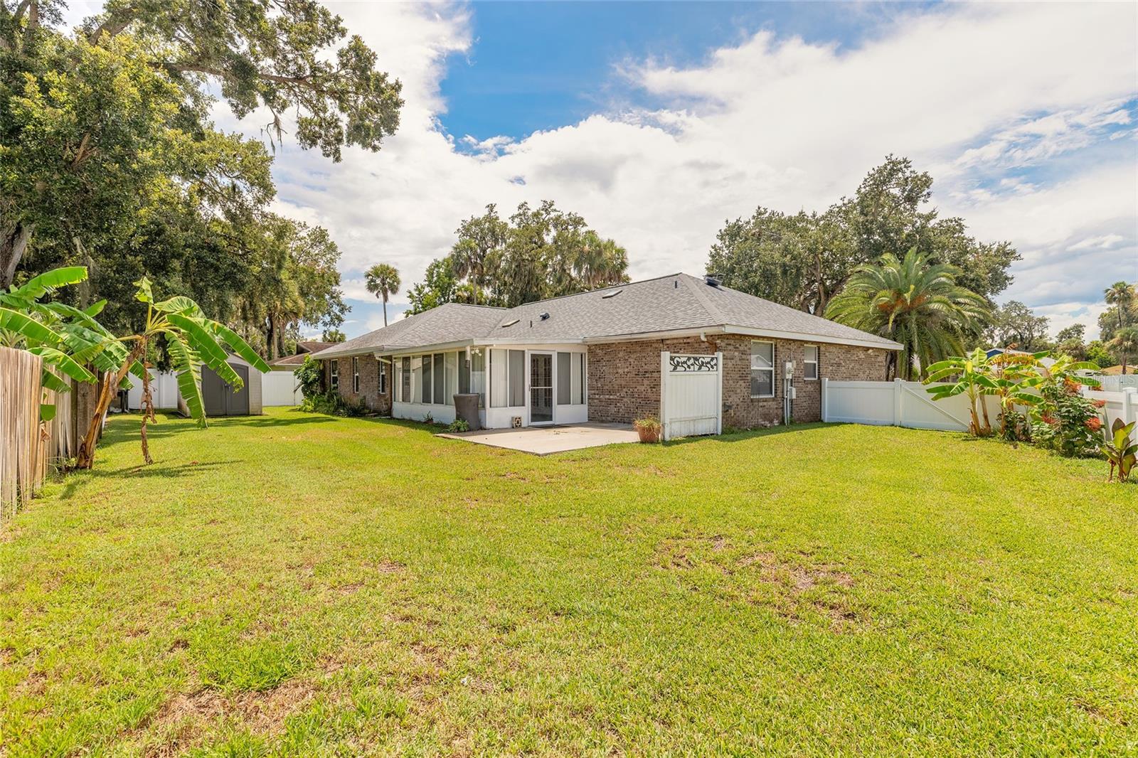 Image 36 of 52 For 923 Sand Crest Drive