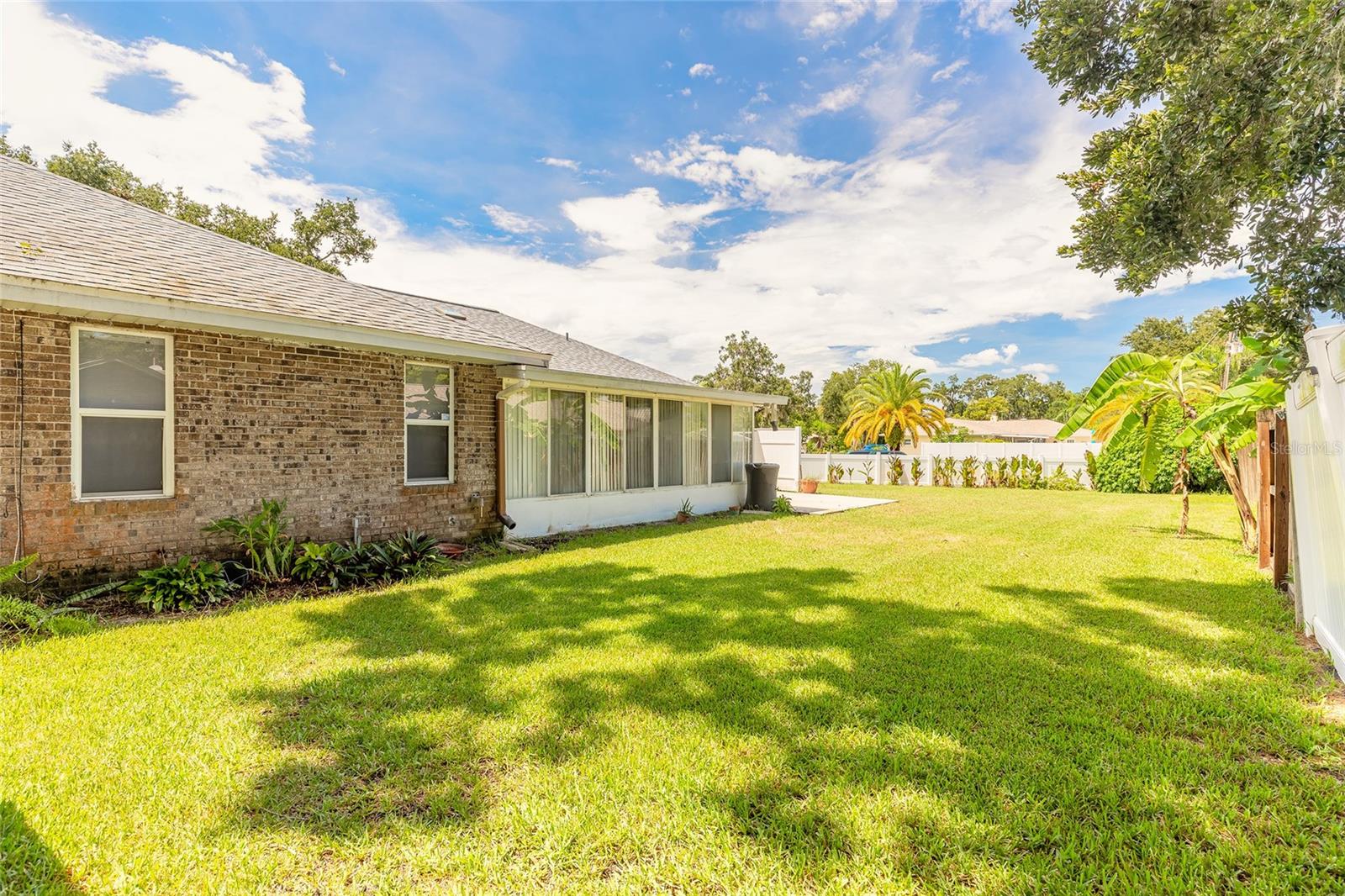 Image 39 of 52 For 923 Sand Crest Drive