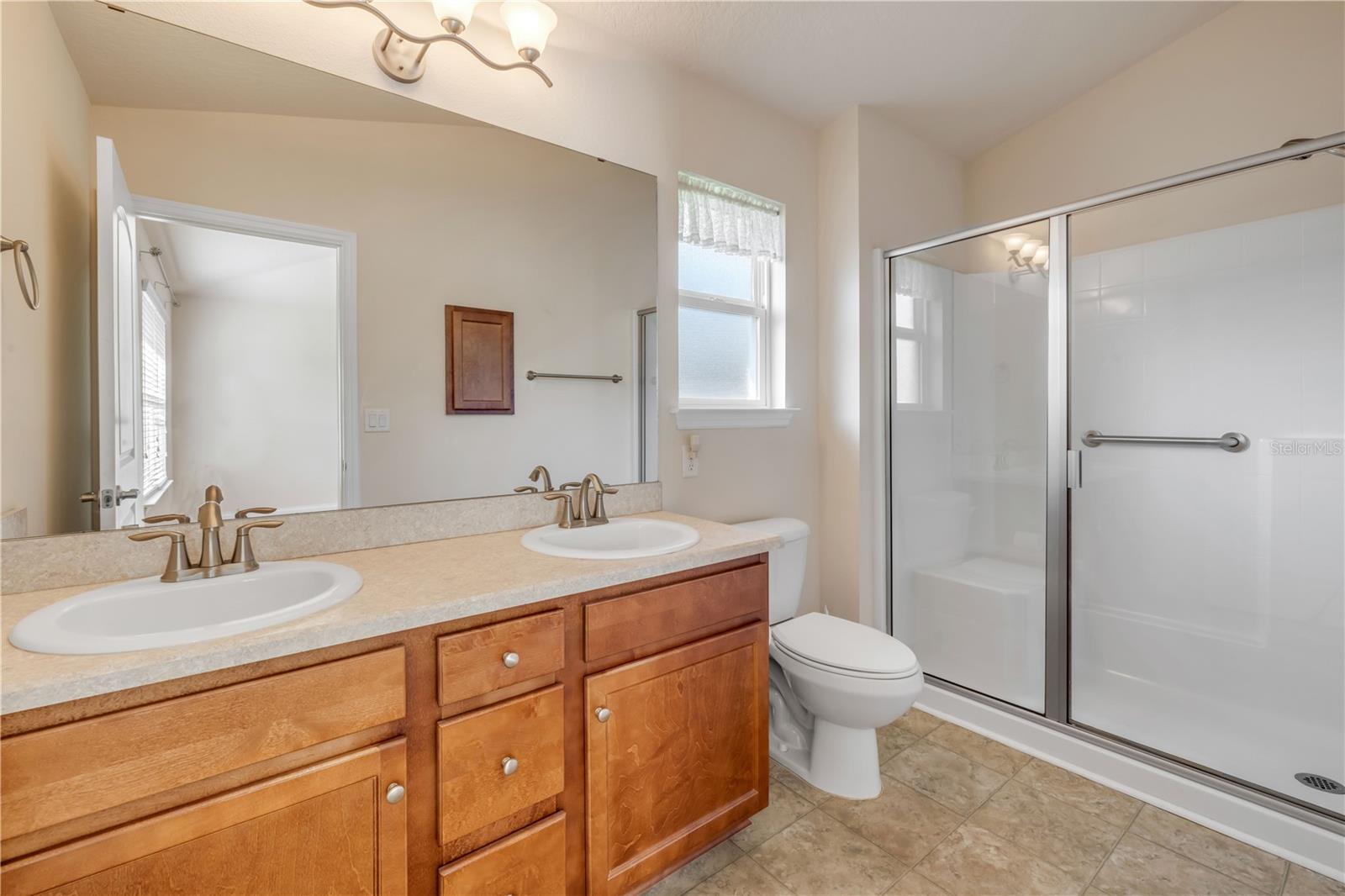 Image 10 of 42 For 607 Coral Trace Boulevard