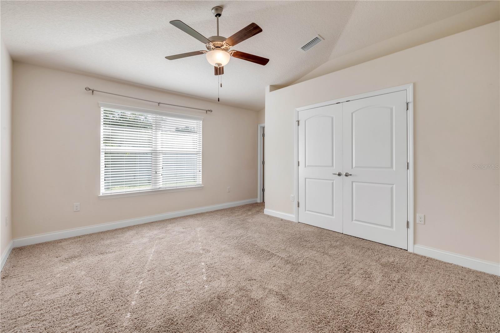 Image 23 of 42 For 607 Coral Trace Boulevard