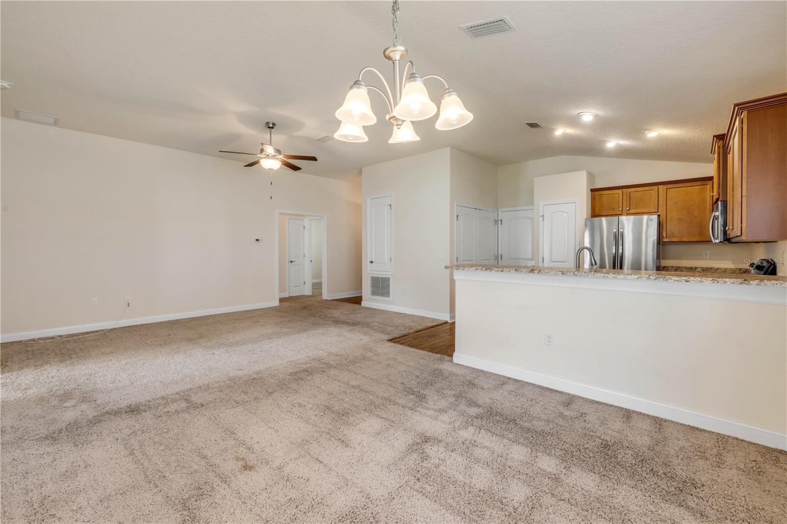 Image 27 of 42 For 607 Coral Trace Boulevard