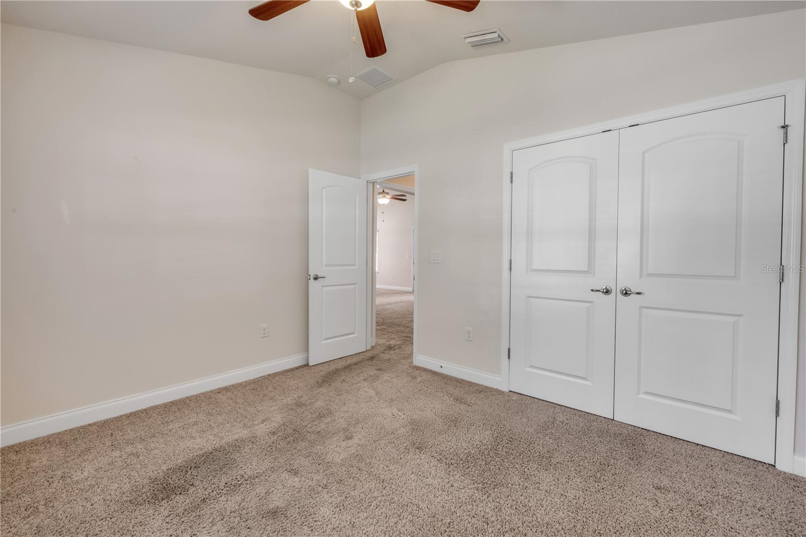 Image 29 of 42 For 607 Coral Trace Boulevard