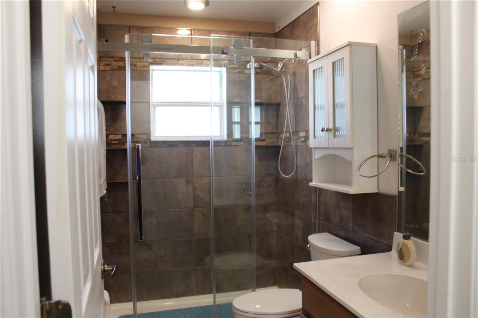 Image 13 of 54 For 672 Coral Trace Boulevard