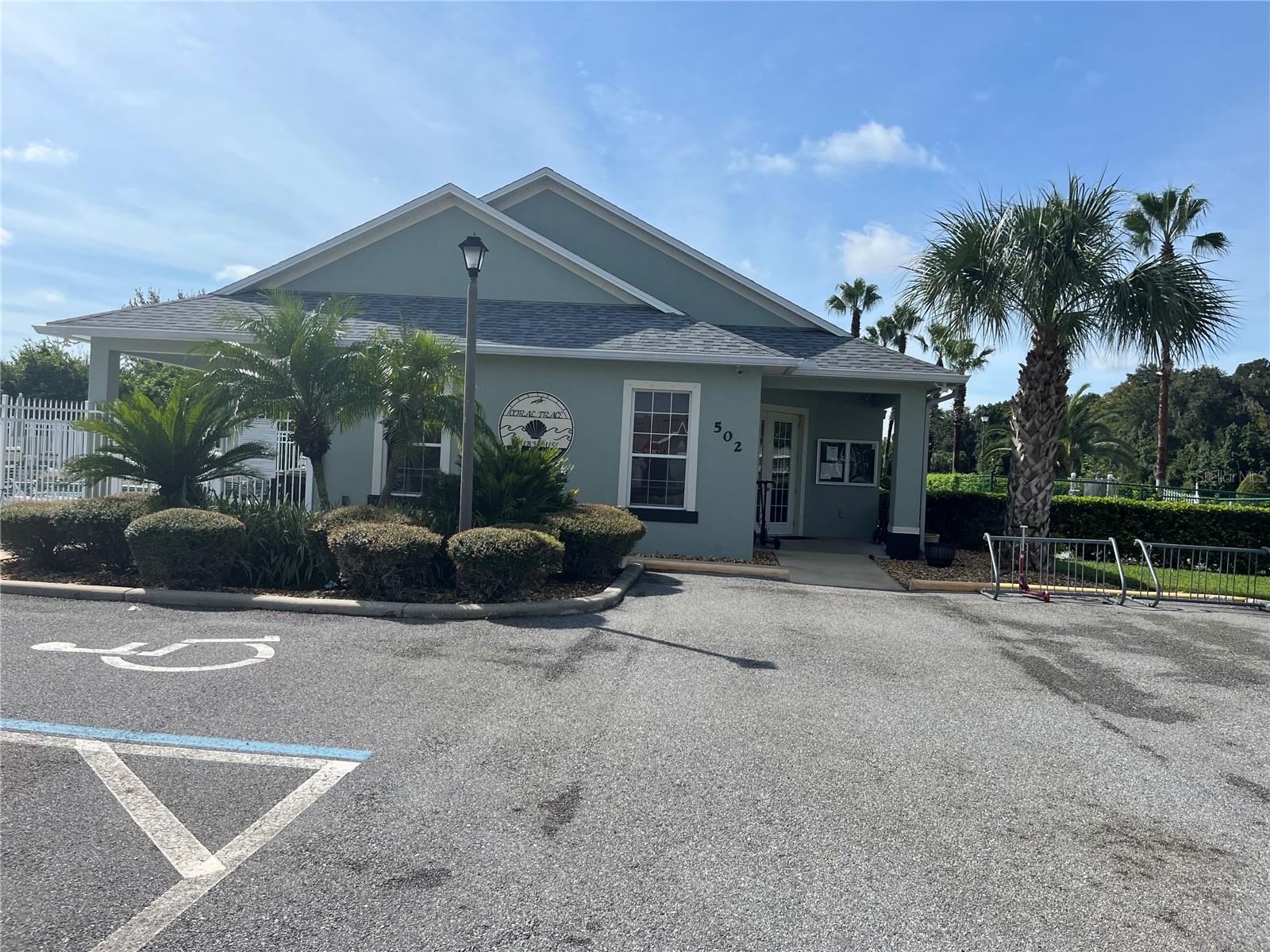 Image 51 of 54 For 672 Coral Trace Boulevard