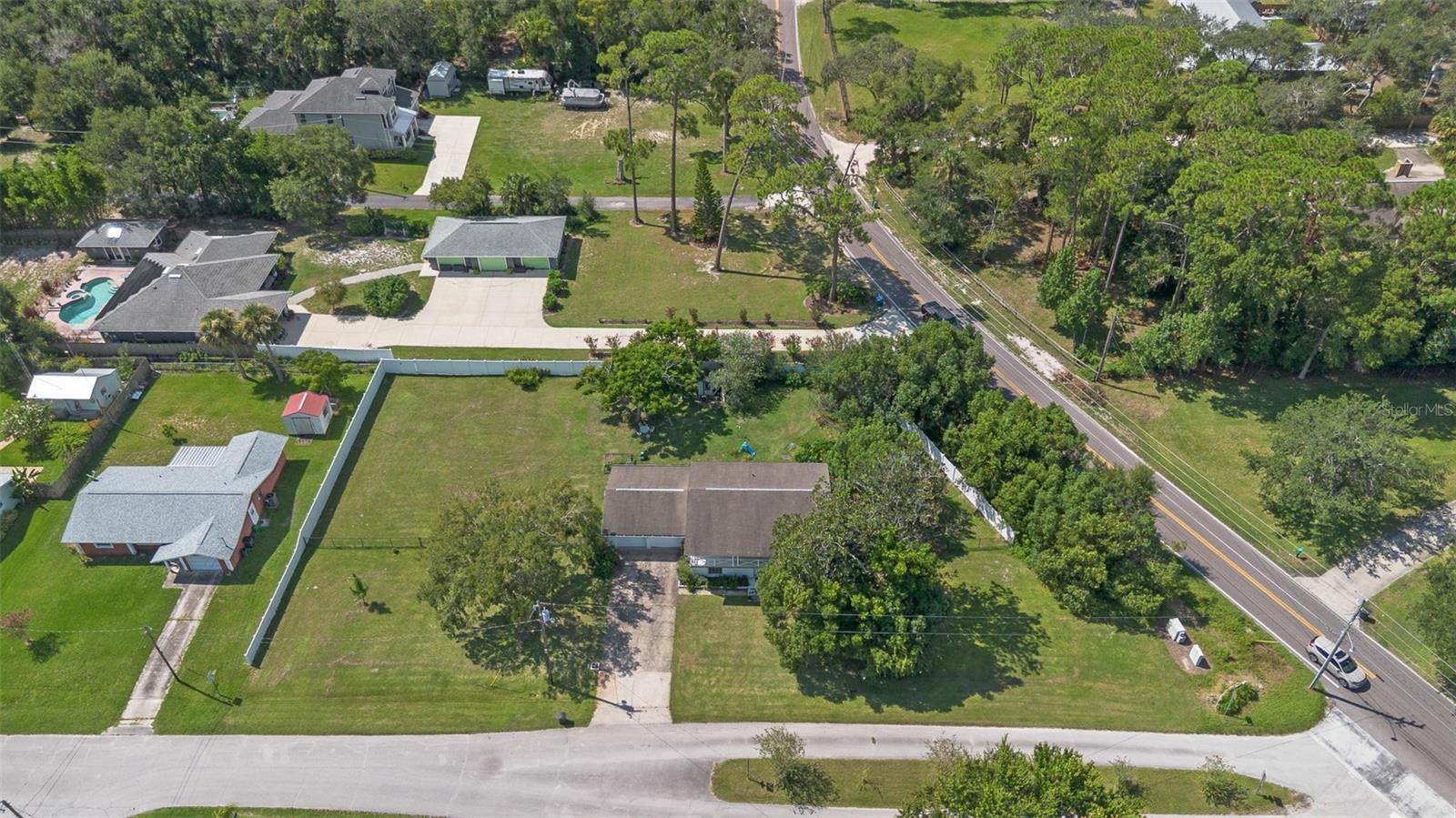 Image 2 of 42 For 2464 Lydia Way