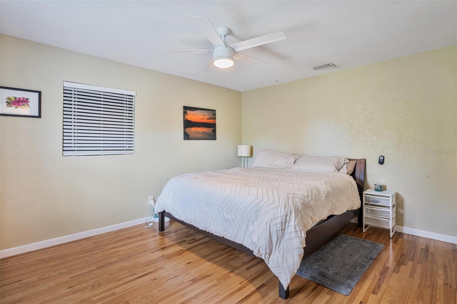 Image 24 of 42 For 2464 Lydia Way