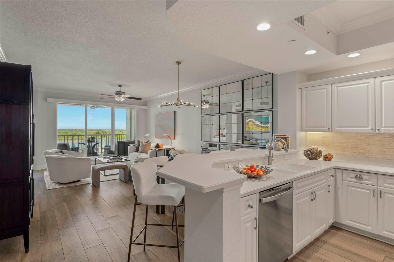 Image 19 of 41 For 265 Minorca Beach Way 804