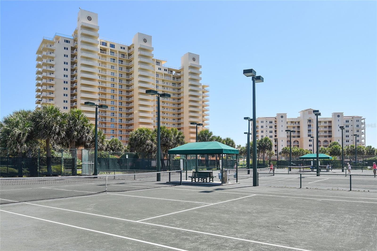 Image 37 of 41 For 265 Minorca Beach Way 804