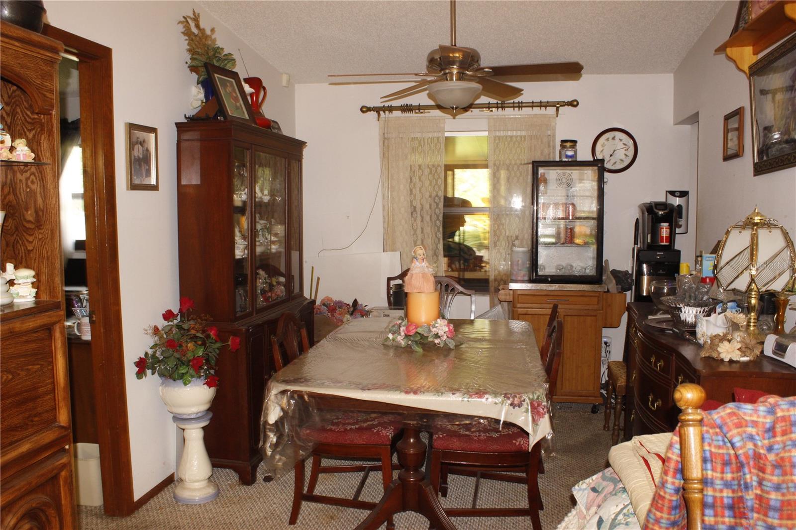 Image 9 of 21 For 2915 Pine Avenue