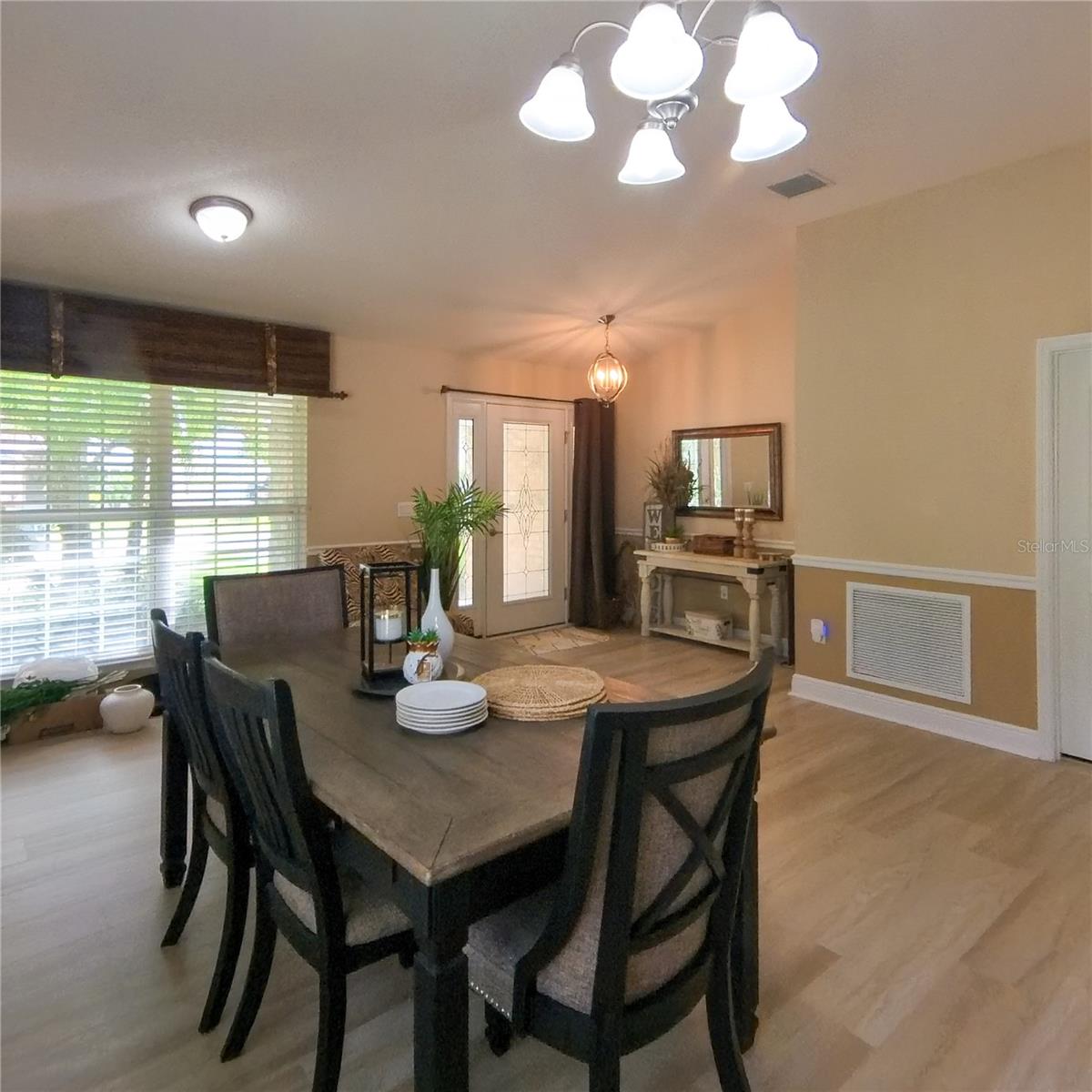 Image 12 of 23 For 541 Coral Trace Boulevard