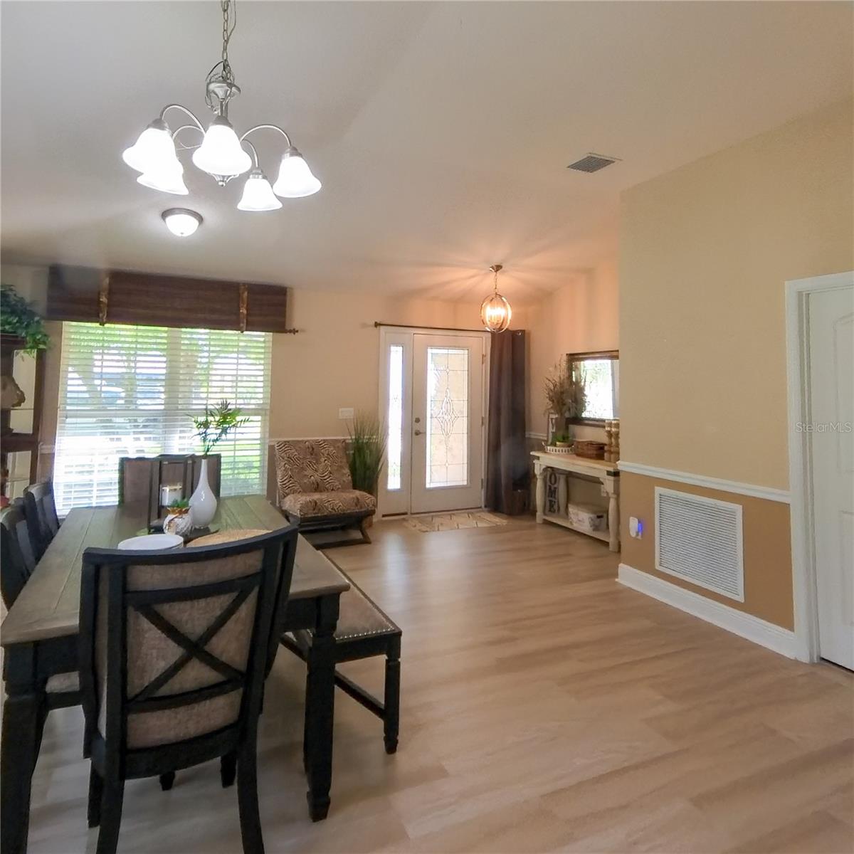 Image 13 of 23 For 541 Coral Trace Boulevard