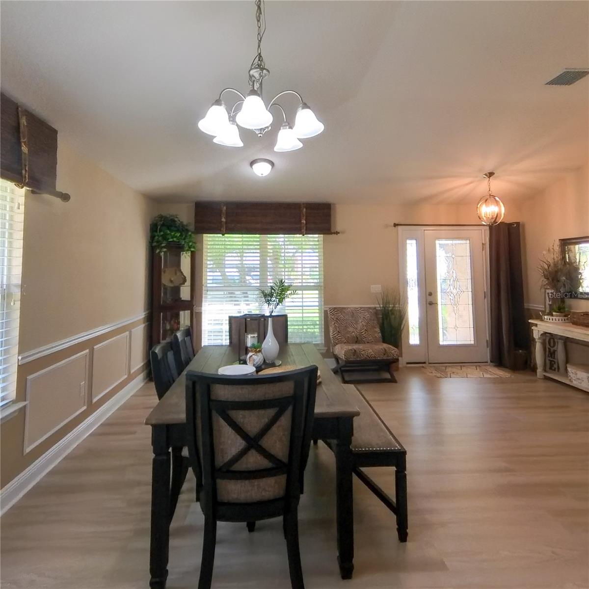 Image 14 of 23 For 541 Coral Trace Boulevard