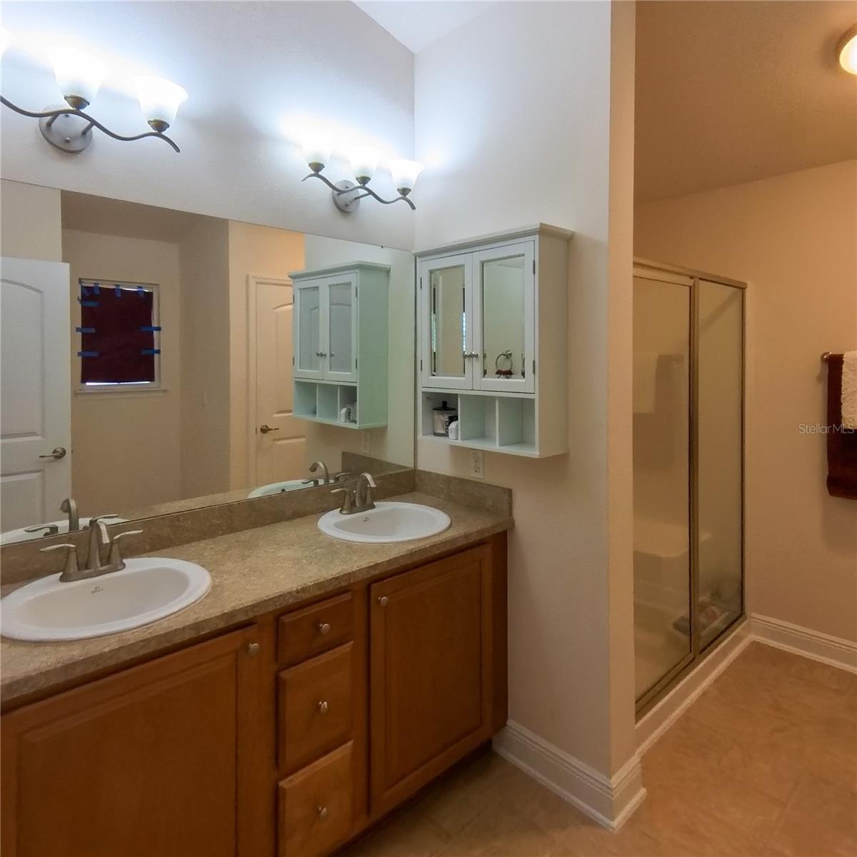 Image 30 of 37 For 541 Coral Trace Boulevard