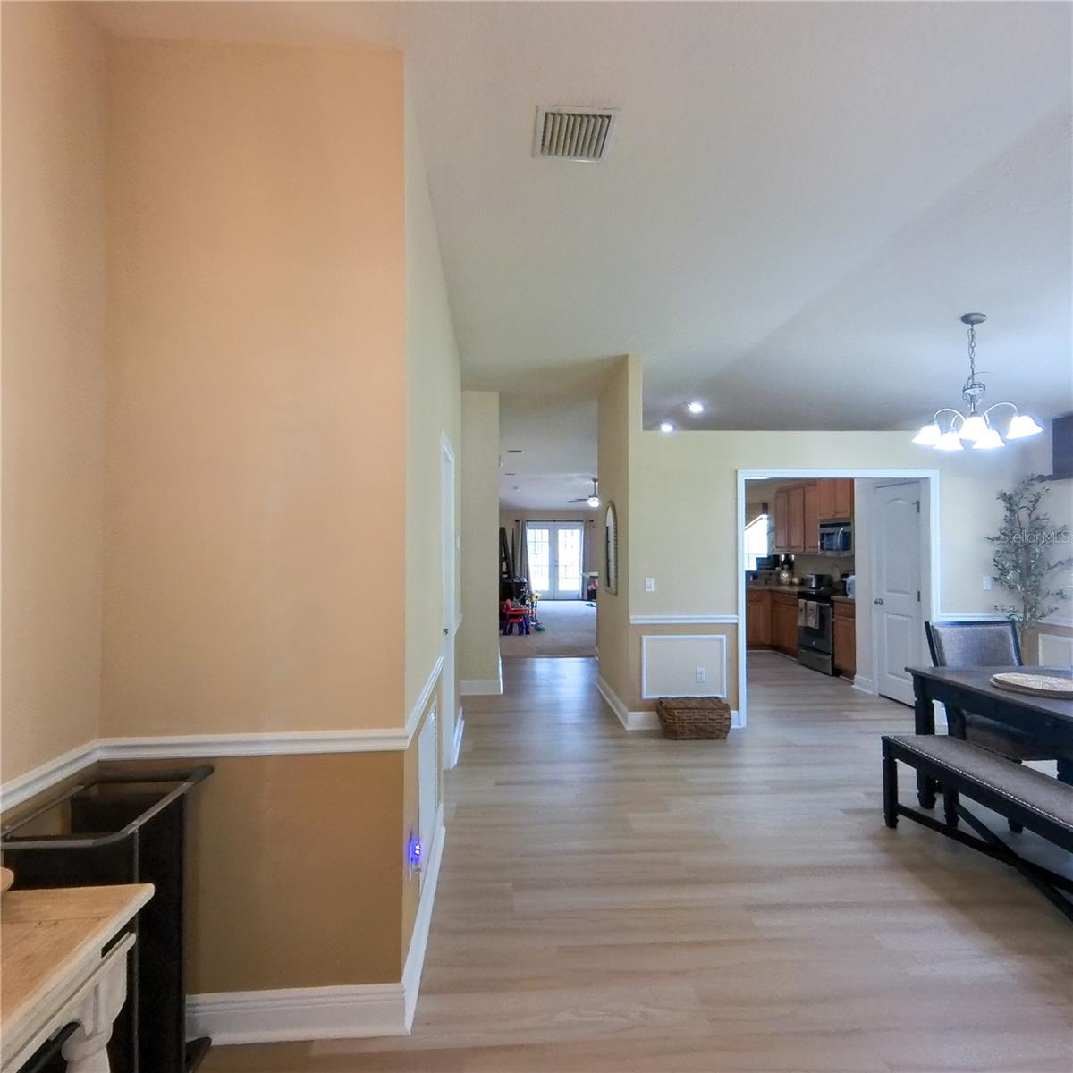 Image 9 of 23 For 541 Coral Trace Boulevard