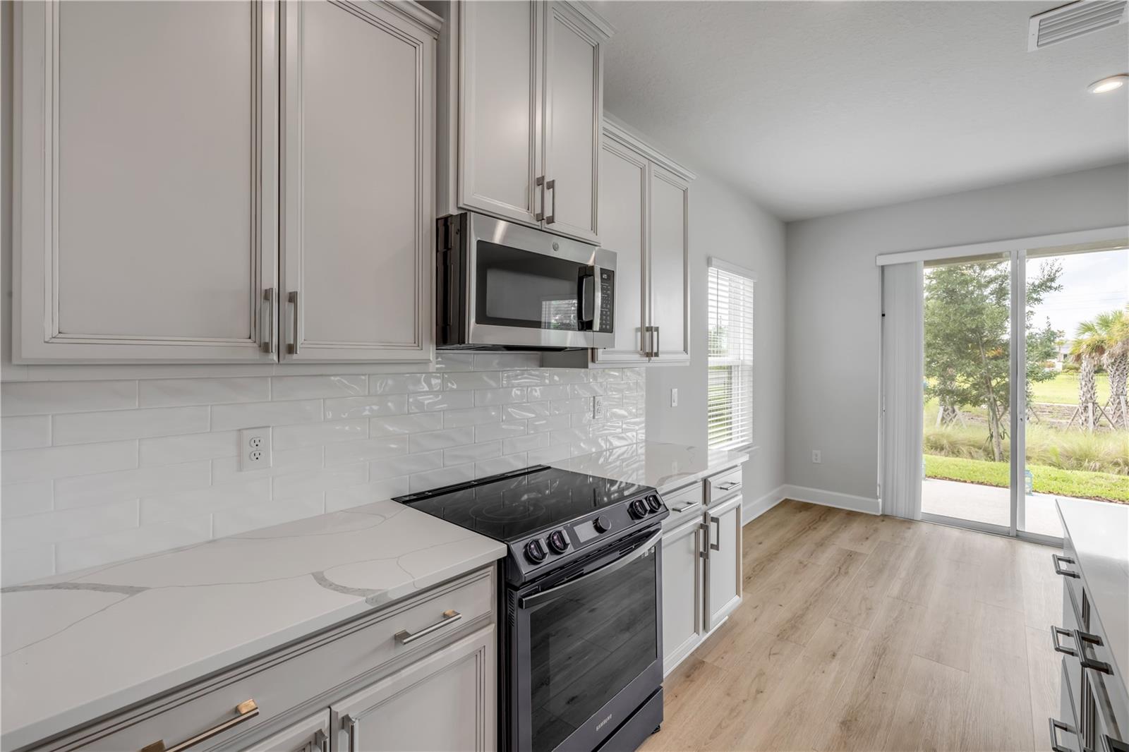 Image 36 of 80 For 1002 Chelan Falls Drive