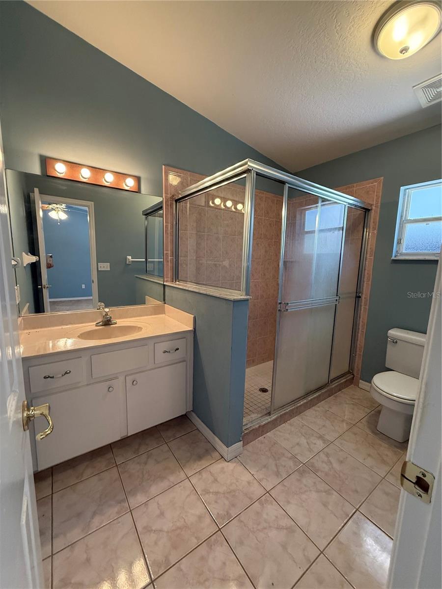 Image 16 of 26 For 1509 Queen Palm Drive