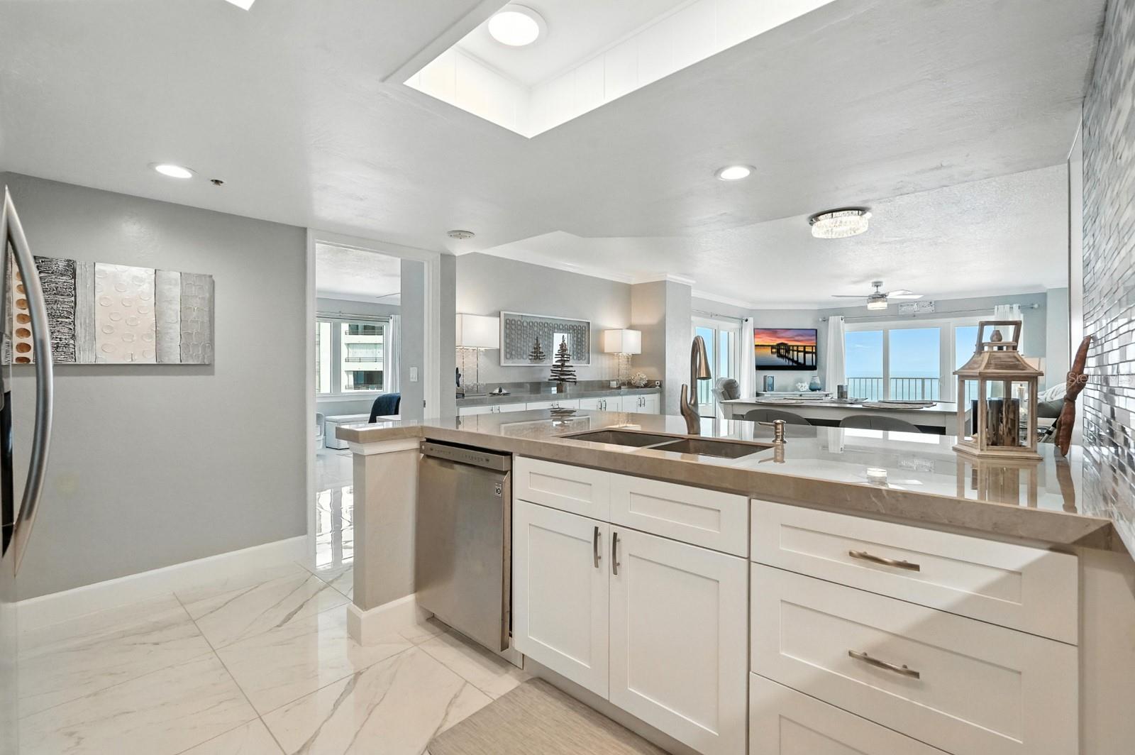 Image 12 of 59 For 2937 Atlantic Avenue 703